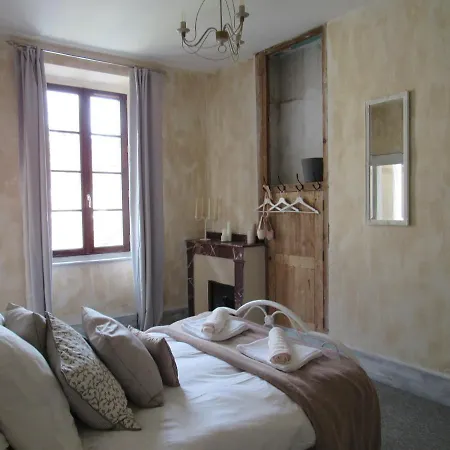 Les Deux Rives Frühstückspension 3*