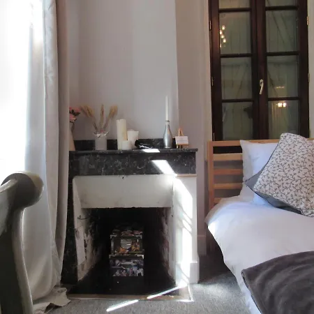 فندق مبيت وإفطار Les Deux Rives 3*