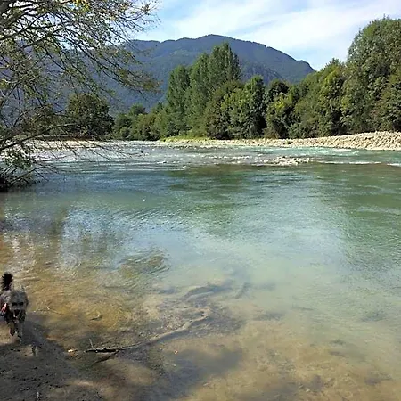 Les Deux Rives 3*