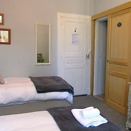 Les Deux Rives Bed & Breakfast 3*