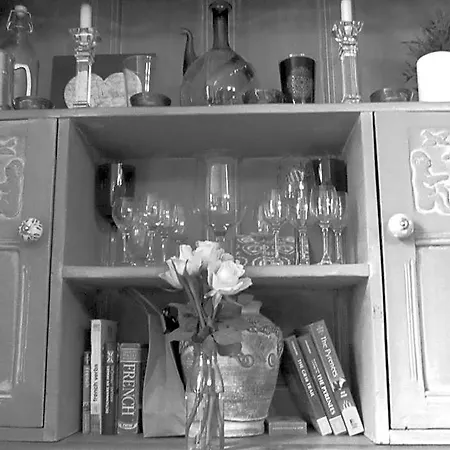 Les Deux Rives Bed & Breakfast